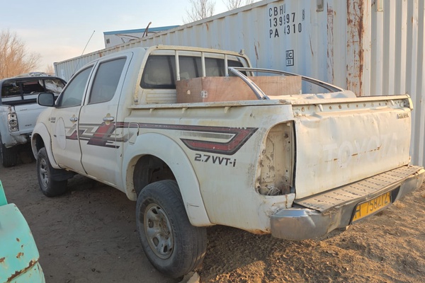 Бренд: Toyota Hilux ; Гос. номер: Н758272