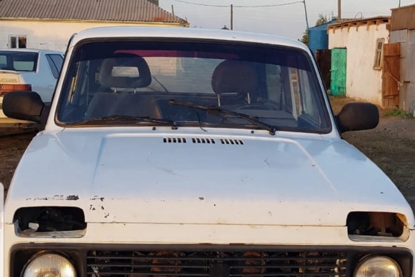 Автомашина Lada 21214